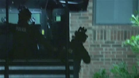 Swat Team Helps Bring Fort Worth Standoff To End