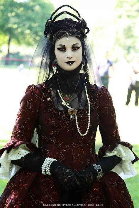 Dmonikhel Morticia Eve Gothic And Amazing Gothic Outfits Gothic Girls Goth Girls