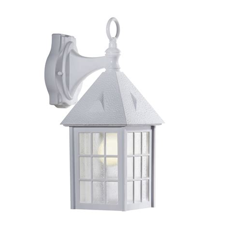 In regards to decorative exterior lighting, white outdoor wall lights come second to none in helping give your patio a beautiful and sparkling luminance. 10 benefits of White outdoor wall light fixtures | Warisan ...