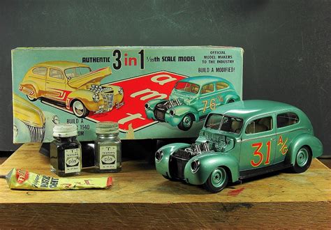 Amt 40 Ford Sedan Box Art Build The Drastic Plastics Model Car Club