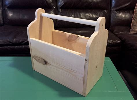 Lets assume that it's bottom left corner is at 0,0. Pine Wood Tool Box Carrier (With images) | Wood tool box ...