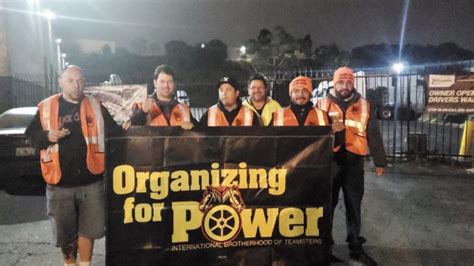 Drivers At Universal Intermodal Services Vote To Join Teamsters Local