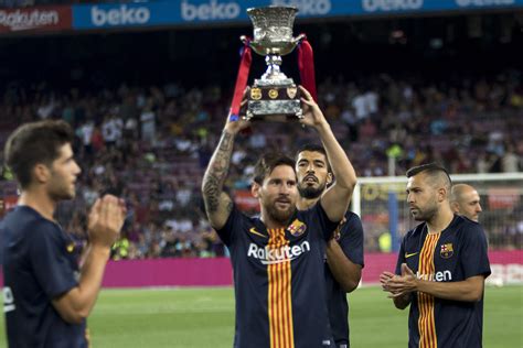 Table includes games played, points, wins, draws, & losses for your favorite teams! La Liga Captains Set To Meet Over Refusal To Play Games In US - SPORTbible
