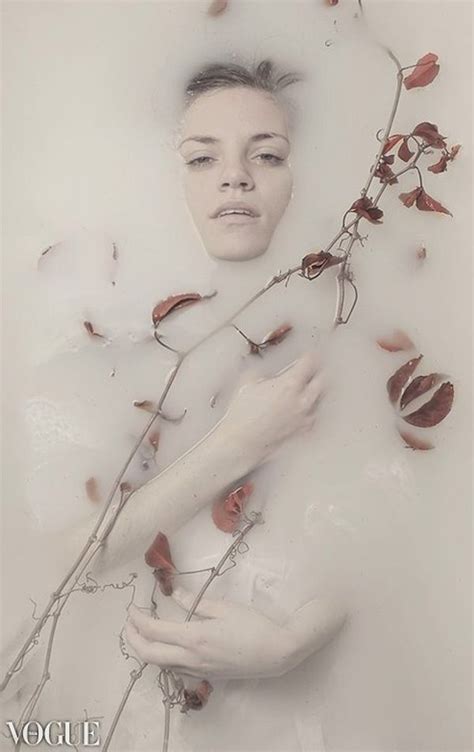 Gloomy Portraits By Slevin Aaron Bleaq Photography Surrealism