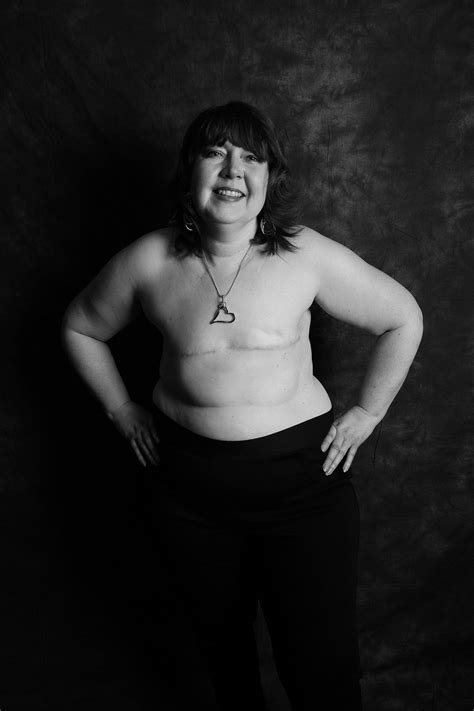 Women Bare Mastectomy Scars In Empowering Photos To Raise Breast Cancer Awareness Huffpost Uk Life