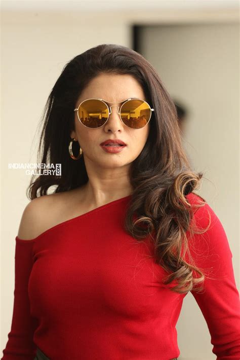 Bhagyashree Actress Photos Stills Gallery