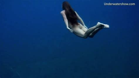 Tenerife Babe Swim Naked Underwater