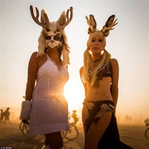 Burning Man 2015 S Craziest Costumes From Naked Angels To Sideshow