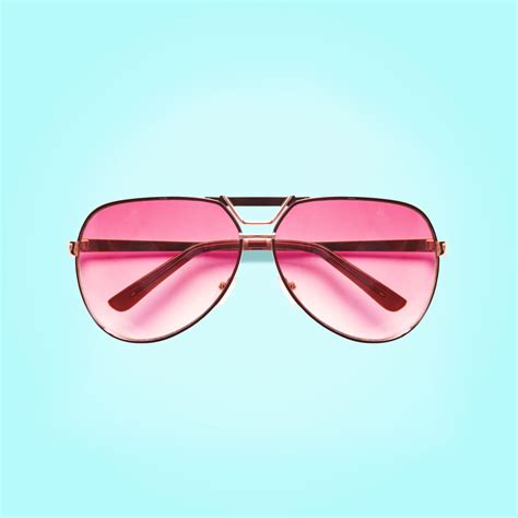 Wear Pink Aviator Sunglasses And Take Your Fashion Statement To The Next Level The Fashionisto
