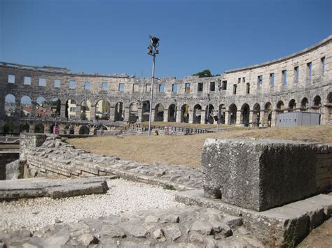Amphitheater Pula Kroatien Foto And Bild Geschichte Ruine Kroatien