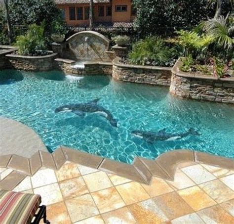 Why Mosaic Tiles Are The Best Solution For Your Pool