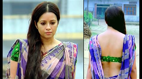 Reema Sen Hot Backless Saree Caps From Gangs Of Wasseypur