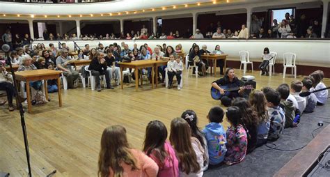 La Orquesta Escuela celebró sus quince años con un show en el Cine