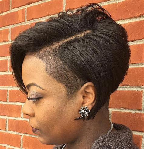 Short Hairstyles For Black Women To Steal Everyone S Attention Pixie Haar Styling Kurzes