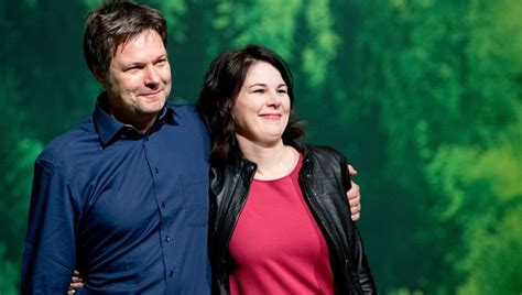 Die auswertung beziehe sich auf die fernsehsendungen anne will (ard), hart aber fair (ard), maischberger (ard) und maybrit illner (zdf). Grüne wählen Robert Habeck und Annalena Baerbock - DER SPIEGEL