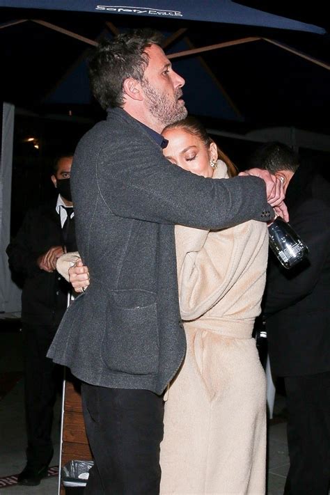 Jennifer Lopez Ben Affleck Pack On The Pda During Beverly Hills Date
