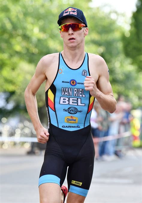 Marten van riel is a belgian triathlete. Belgian Hammers klaar voor EK komend weekend, Van Riel ...