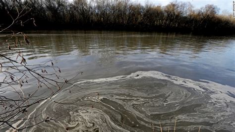 Spill Spews Tons Of Coal Ash Into North Carolinas Dan River Cnn