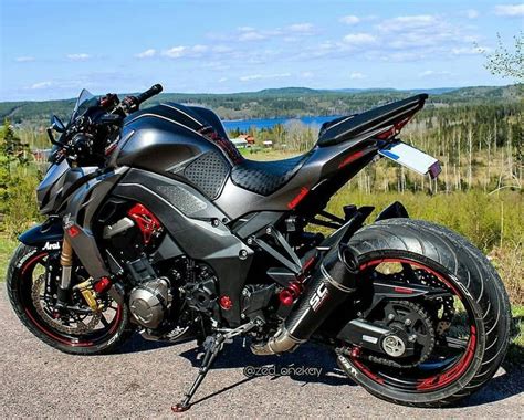 Kawasaki Z1000 Futuristic Motorcycle Motorcycle Racing Bikes