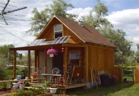 Woman Builds Mortgage Free Tiny House For K Off Grid World
