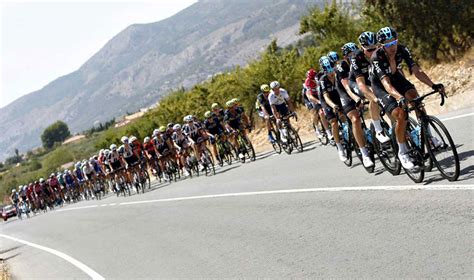 La vuelta come back to original number of stages and original month. COSTA BLANCA UP - Torrevieja hosts the 'La Vuelta Ciclista ...