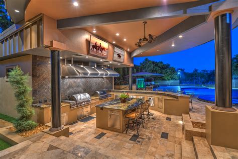 Ultra Modern Outdoor Kitchens That Will Fascinate You For Sure Top