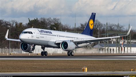 D Aina Lufthansa Airbus A320 Neo At Frankfurt Photo Id 662003