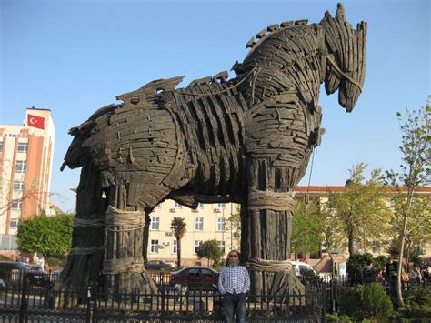 This Is The Trojan Horse Used In The Brad Pitt Movie Troy Brad Pitt