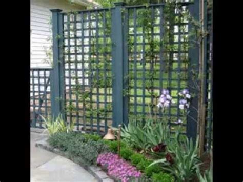 A garden screen is a delicate way to create privacy in your garden without building a wall. Garden privacy screen ideas - YouTube