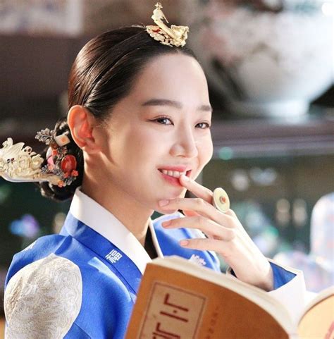 Dec 18, 2020 · watch and download true beauty (2020) episode 4 free english sub in 360p, 720p, 1080p hd at dramacool. STREAMING MR. Queen Episode 15 Sub Indo, KLIK LINKNYA di SINI: Ratu Kim So Yong dan Raja ...