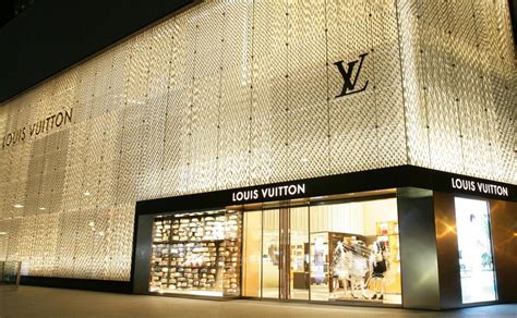 Louis Vuitton Is Opening A Restaurant In Japan And It Could Be The First