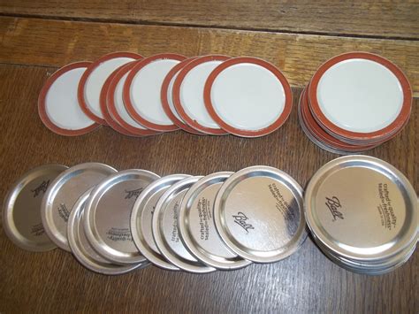 Ball Jar Lids Lot Of 25 Canning Lids With Rubber Seal New