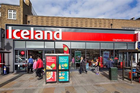 Supermarket Iceland Offers £30 Vouchers To Pensioners Quids In Magazine
