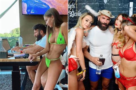 How Wild Man Dan Bilzerian Became King Of Instagram With 200m Net Worth Daily Star