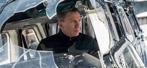 Gentlemen The First Full Length Trailer Of James Bonds Spectre Is Here