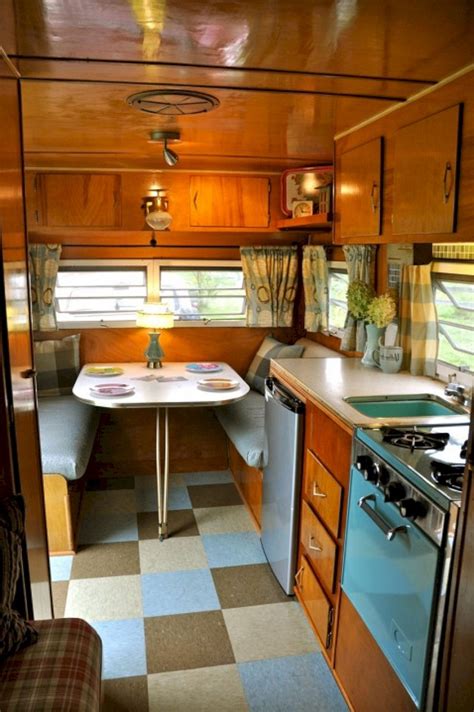 Impressive Top Diy Camper Interior Remodel Ideas You Can Try Right Now Https Decoor Net