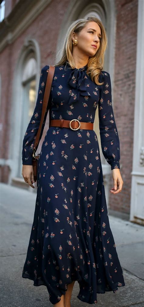 It was too late to return it to the company, so i am selling it locally. Click for outfit details! Navy floral tie-neck maxi dress ...