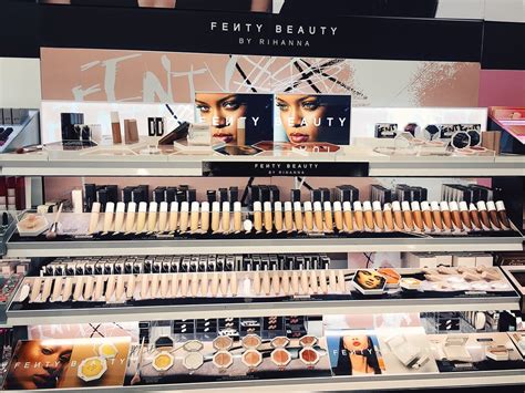Rihanna And Fenty Beauty Give The Beauty Industry A Lesson