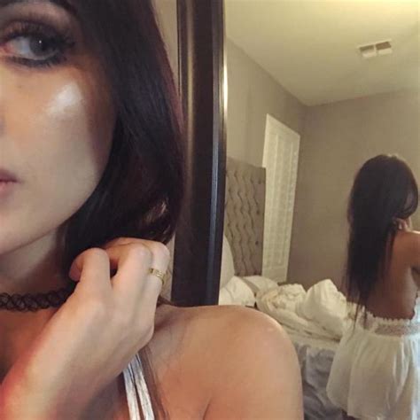 Sssniperwolf Sexy Pictures 31 Pics Sexy Youtubers
