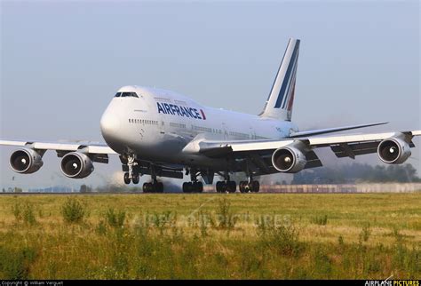 F Gitj Air France Boeing 747 400 At Paris Charles De Gaulle Photo