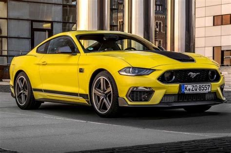 2021 Ford Mustang Research Center