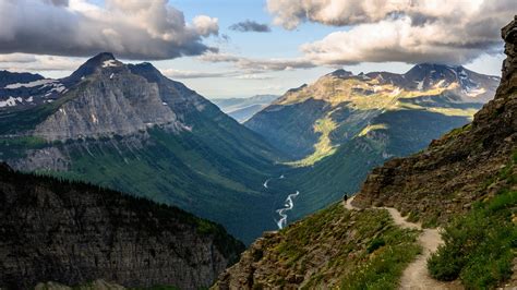 11 Best Hikes In Glacier National Park For Every Skill Level Condé