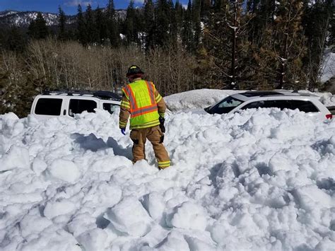 Hwy 50 Near Echo Summit Ca Closed Sunday After Largest Avalanche This