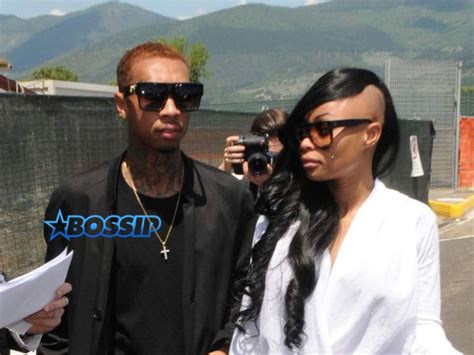 blac chyna fighting release of sex tape with tyga