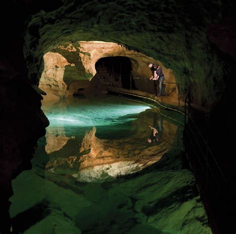 Jenolan Caves Seven Valleys Tourism