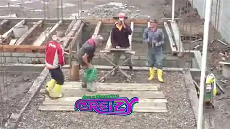 Memes de carita feliz memes de papa francisco memes de julio iglesias, y lo sabes memes de esqueleto memes de perro grande perro chico memes de p escobar repito memes de travesti memes de gatsby leonardo dicaprio memes de miller memes de gato con botas memes de homero. Feliz dia del Albañil - YouTube