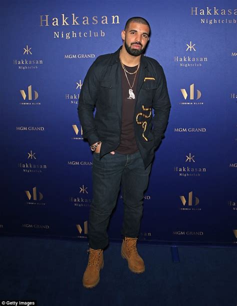 Drake Denies Getting A Former Porn Star Pregnant Daily Mail Online