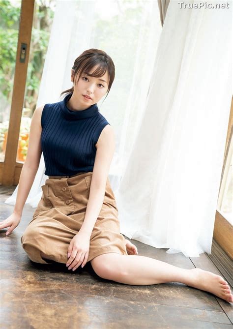 Japanese Actress And Model Yui Imaizumi Sexy Picture Collection 2020
