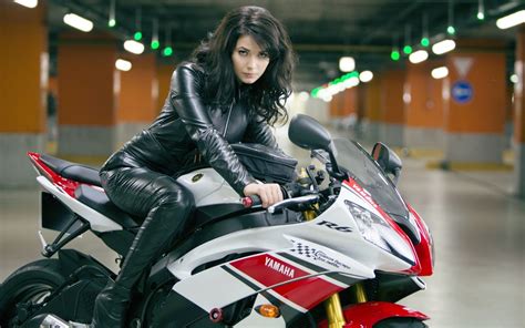 girl on motorcycle wallpaper 6954910