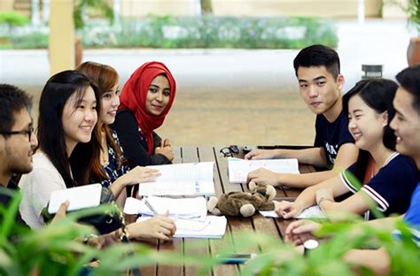 A degree programme usually takes 3 years in the college experience in malaysia consists of intangible experiences that far exceed numbers alone. モナシュ大学マレーシア校 Monash University Malaysia 手数料無料のマレーシア留学